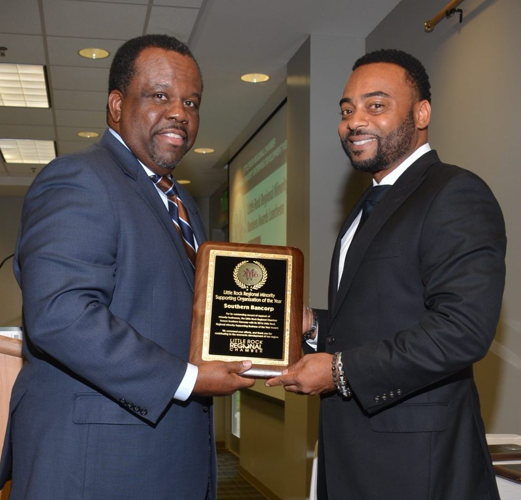 Darrin Williams receiving award from Little Rock Chamber of Commerce